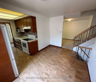 For Lease - 15 Tracey Drive, New Tecumseth, Ontario - Photo 1