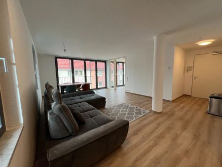 Zur Vermietung: hochwertig möblierte 2 Zimmer-Wohnung im Mälzereiturm - Foto 2