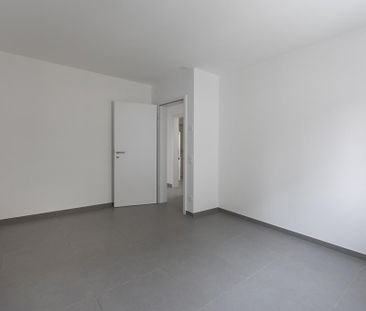 Vista aperta, finiture moderne e tutti i servizi a portata di mano - Photo 6