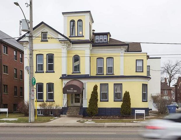 Weber | 44 weber St W, Kitchener - Photo 1