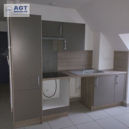 Location Appartement 1 pièce 27m² BEAUVAIS 60000 - Photo 2