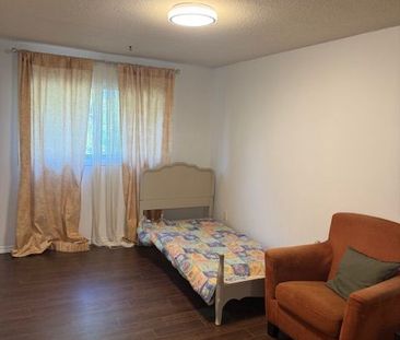 For Lease - 11 Plaisance Rd Road Unit# 42, Richmond Hill, Ontario - Photo 3