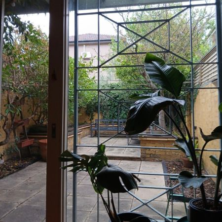 South Yarra - Photo 4