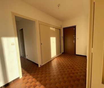 Location Appartement 3 pièces 71m² VAULX EN VELIN 69120 - Photo 6