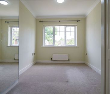 Eastcourt Avenue, Earley, Reading, Berkshire, RG6 - Photo 3