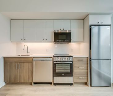 For Lease - 2 Manderley Drive, Toronto, Ontario - Photo 6