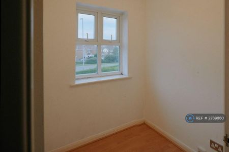 3 bedroom detached house to rent - Photo 4