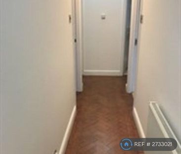 2 bedroom maisonette to rent - Photo 2