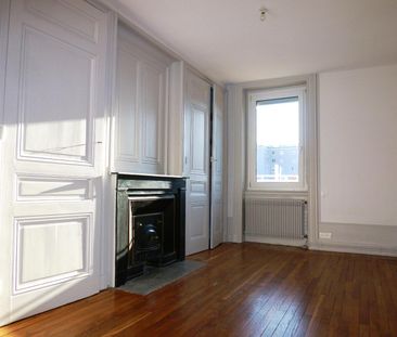Location Appartement 4 pièces 92m² LYON 3ème - Photo 3