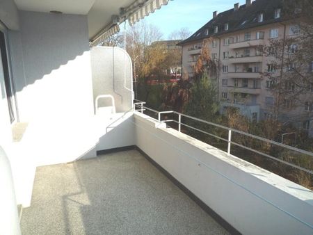 Stadtnahe 2.5-ZW à 43 m2 im 3. OG mit Balkon - Foto 4