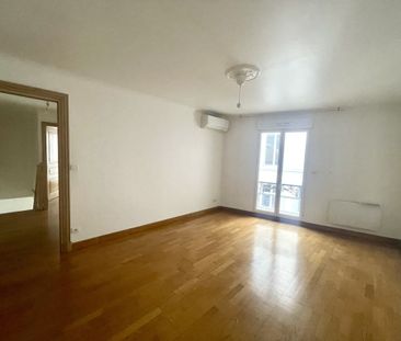 3 PIÉCES 85 M2 EN DUPLES TYPE 3 REZ DE CHAUSSÉE SECTEUR CENTRE VILLE - Photo 2