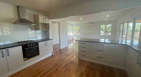 1 Shifnal Drive, Randwick Park – Fresh, Modern... - Photo 2