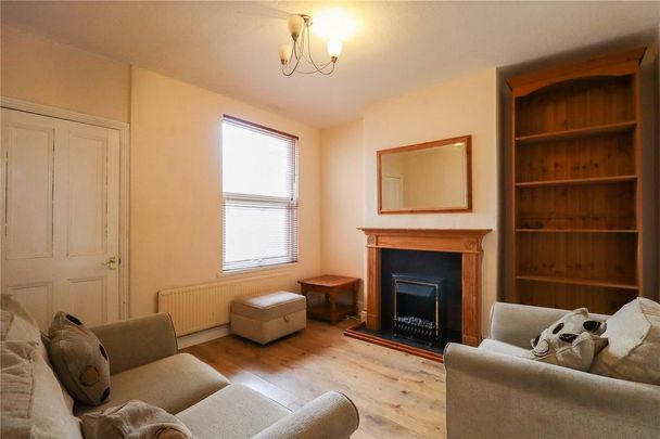 3 bedroom terraced house to rent - Photo 1