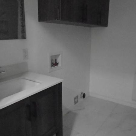 3 ½ rue Drapeau Montréal RÉNOVÉ LIBRE - Photo 3