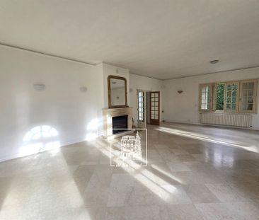 Tout savoir sur cette maison à Garches - Photo 1