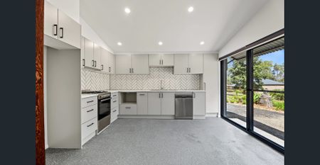 'FULLY RENOVATED MODERN LOFT-STYLE BARN' - Photo 3