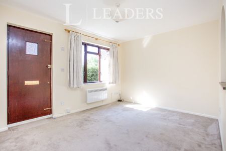 1 bedroom maisonette to rent Tintagel Way, Oriental Road, GU22 - Photo 5