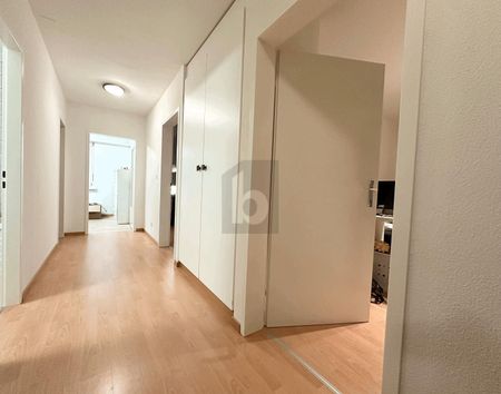 WEITSICHT MIT BALKON UND NEUEM BADEZIMMER - Foto 2