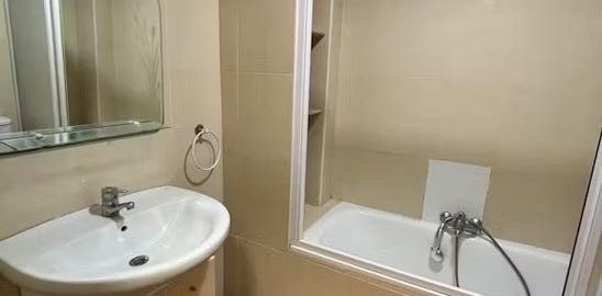 Carrer Campoamor, Valencia, Valencian Community 46021 - Photo 2