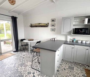 TWO BEDROOMS CLOSE TO THE BEACH - Photo 4