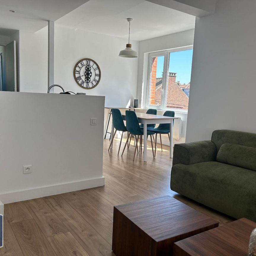 Location Appartement 3 pièces 54m² LAMBERSART 59130 - Photo 1