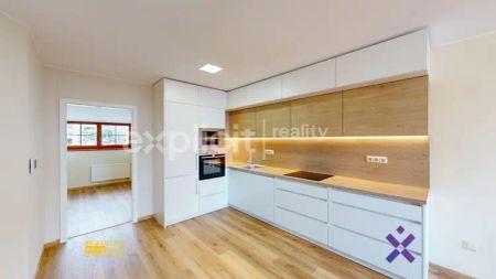 Pronájem bytu 2+kk 47 m - Fotografie 4