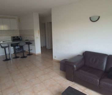 Location Appartement 2 pièces 43m² ISTRES 13800 - Photo 2