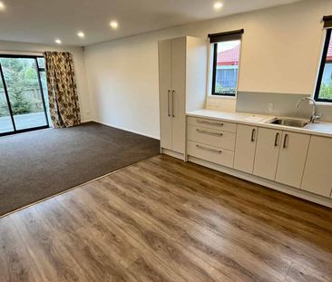 3 Bedroom Townhouse - Photo 1