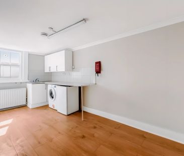 1 Bed 1 Bath, Flat 9, 20 - Photo 5