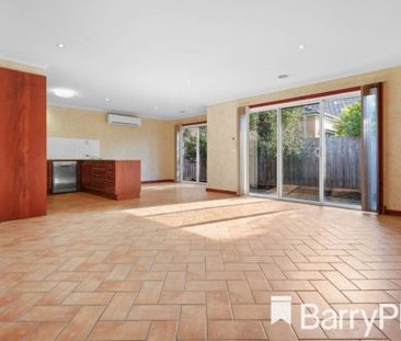 Three Bedroom Unit in Prime Parkdale Location - Photo 1