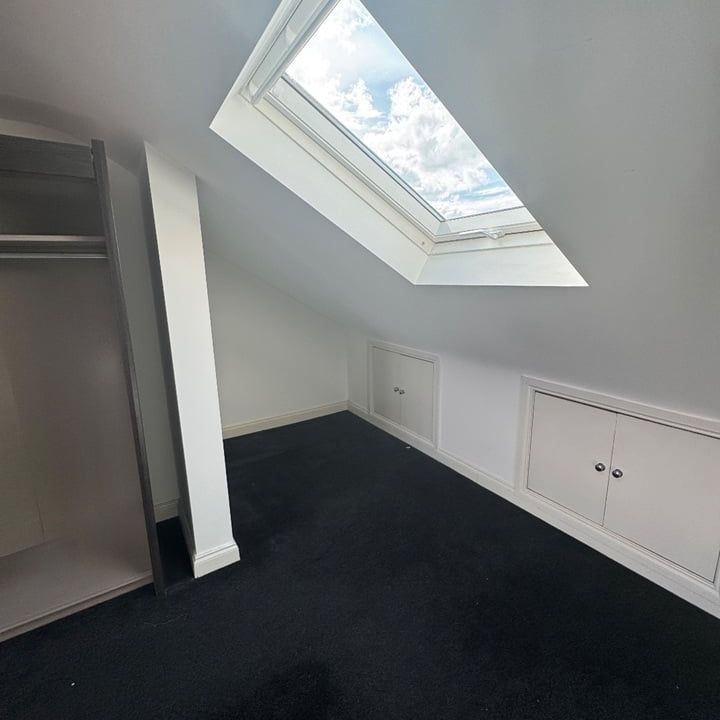 4 Bed Terraced House, Highworth Road, N11 - Photo 1