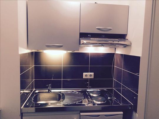 1 pièce - 31,68 m² - 3ème étage - Colocation non autorisée - Photo 1