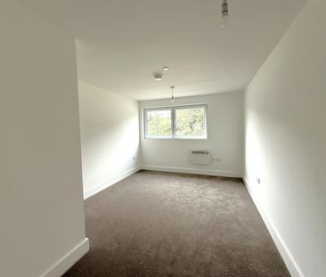 Flat 30, 2 Martin Court, Hastings, TN34 1DY - Photo 4