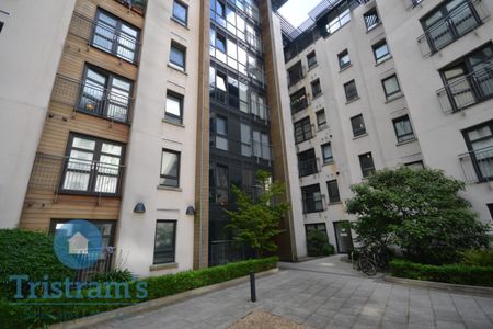 2 bed Flat for Rent - Photo 3