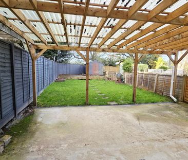 3 bedroom terraced house to rent - Photo 5