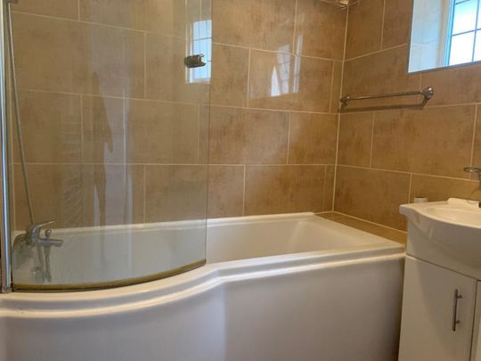 2 bedroom terraced house to rent - Photo 1