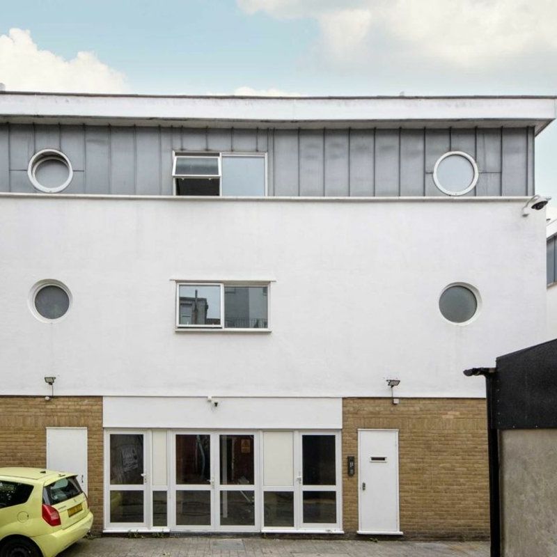 Clocktower Mews, W7, London - Photo 1