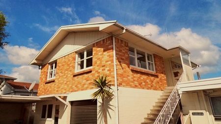 Ground Floor Two-Bedroom Unit - Photo 4