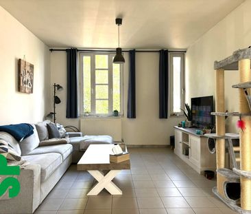 Appartement met 2 slaapkamers en terras in het centrum van Geel-Larum. - Photo 1
