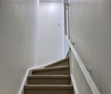 For Lease - 65 Fallharvest Way, Whitchurch-Stouffville, Ontario - Photo 4