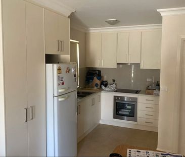 West Richmond - Photo 5