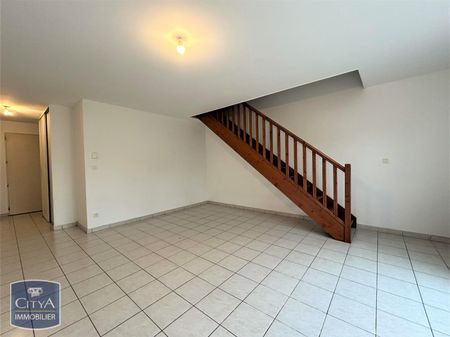 Location Maison 3 pièces 69m² NEGREPELISSE 82800 - Photo 2