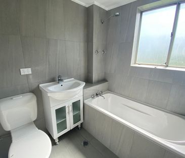 Light & Bright Two Bedroom Unit - Photo 4