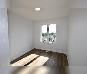 3 Bed 2.5 Bath Ottewell Home For Rent Edmonton - Photo 6