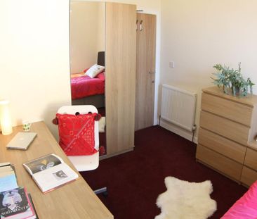 Flat 2, Seion Chapel Ambrose Street - Photo 6