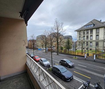 Two-and-a-half-room apartment on the first floor - Photo 2