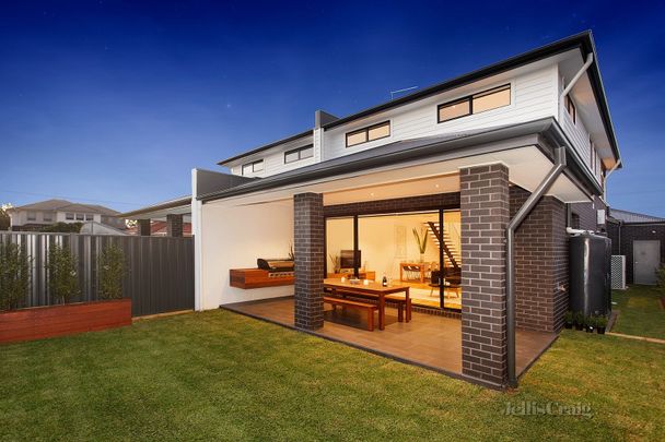 30 Sussex Street, Seaholme - Photo 1