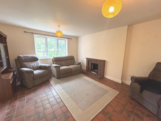2 bedroom cottage to rent - Photo 1