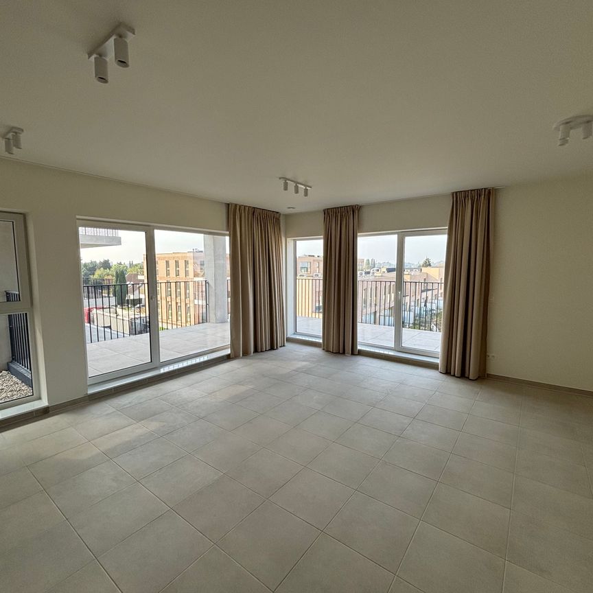 Nieuwbouw 1-slaapkamerappartement met bureau - Foto 1