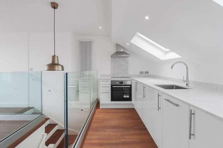 Rye Road, Hoddesdon, EN11 - Photo 2